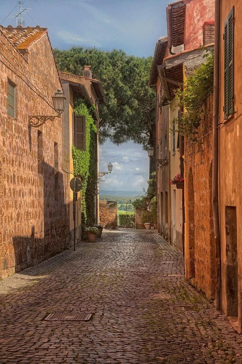Locanda Di Mirandolina Tuscania Eksteriør billede